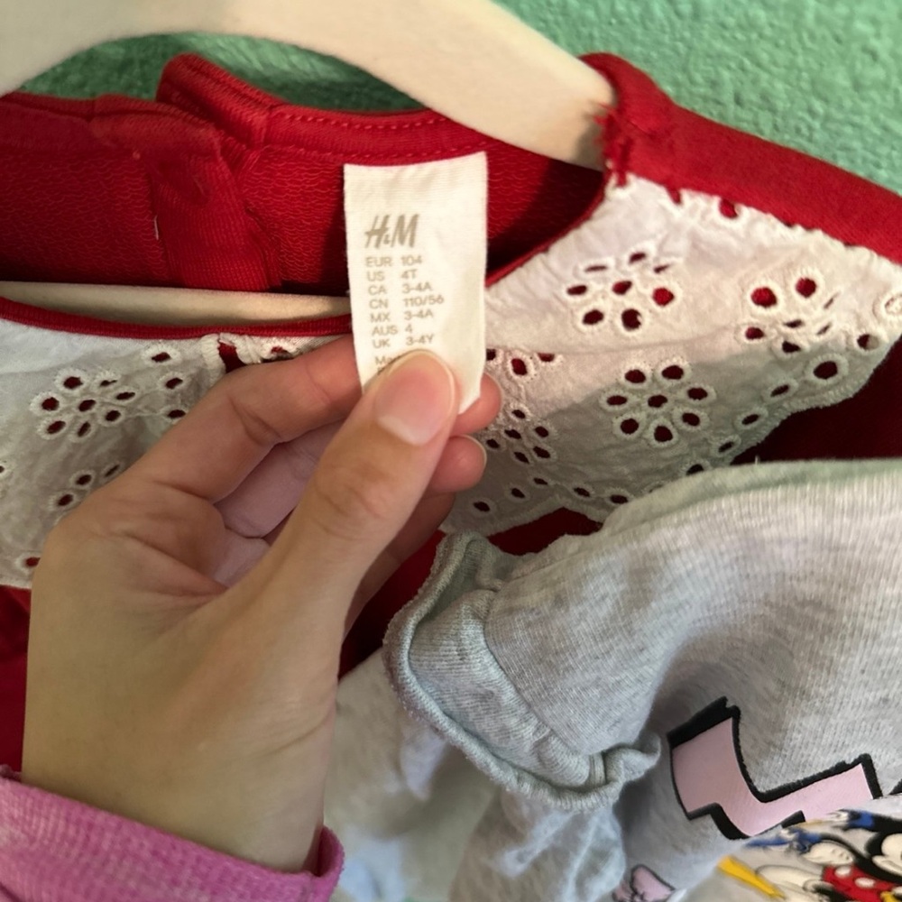 H&M Sweatshirt Bundle - Picture 5 of 6